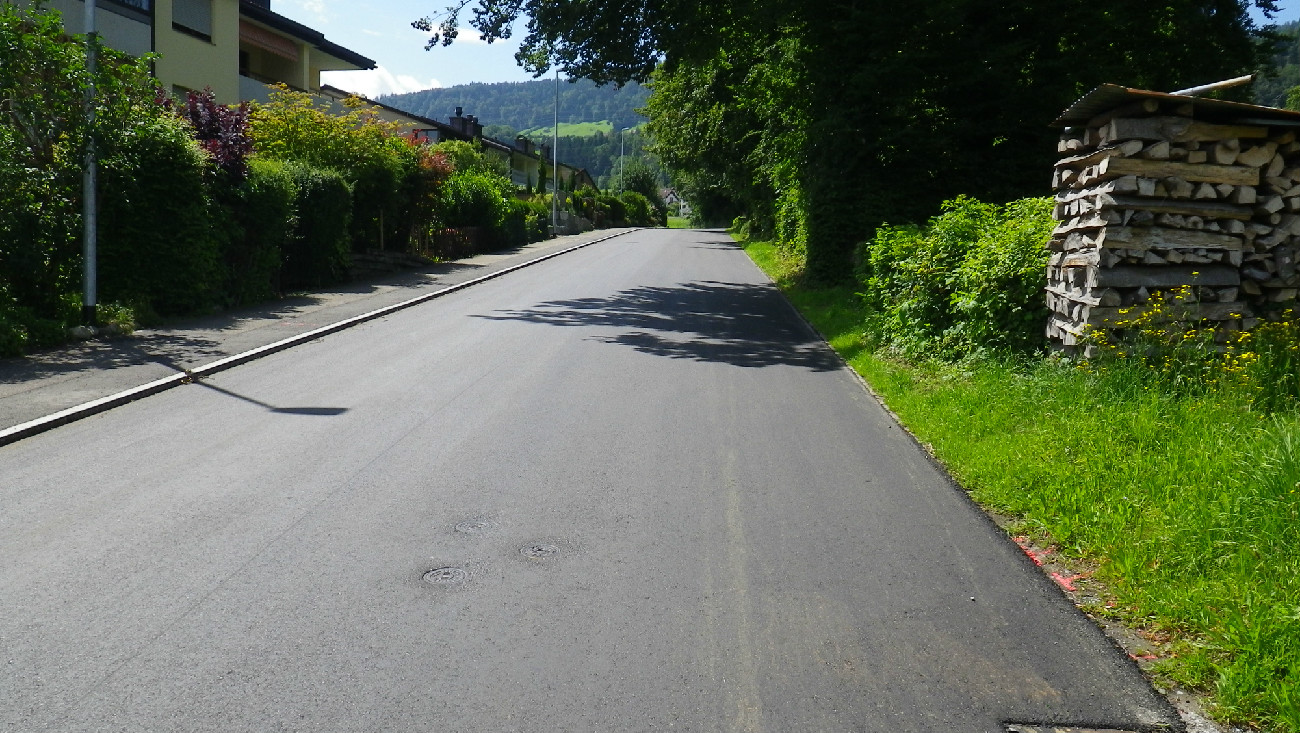 Belagssanierung Chessibachstrasse, 8852 Altendorf